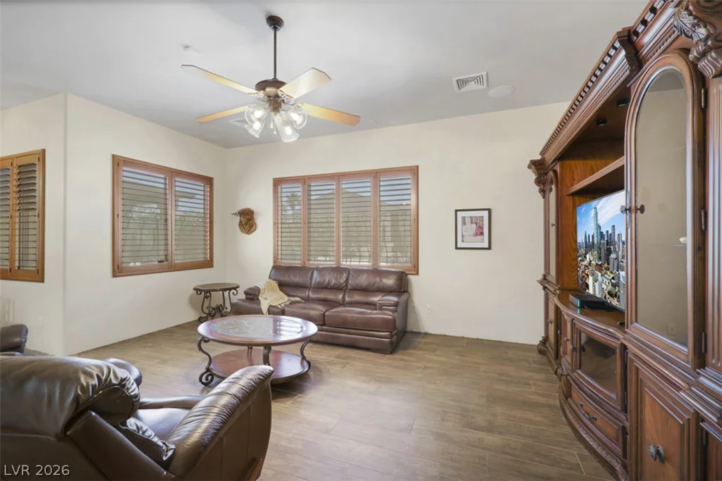 651 Du Fort, Henderson, NV 89002