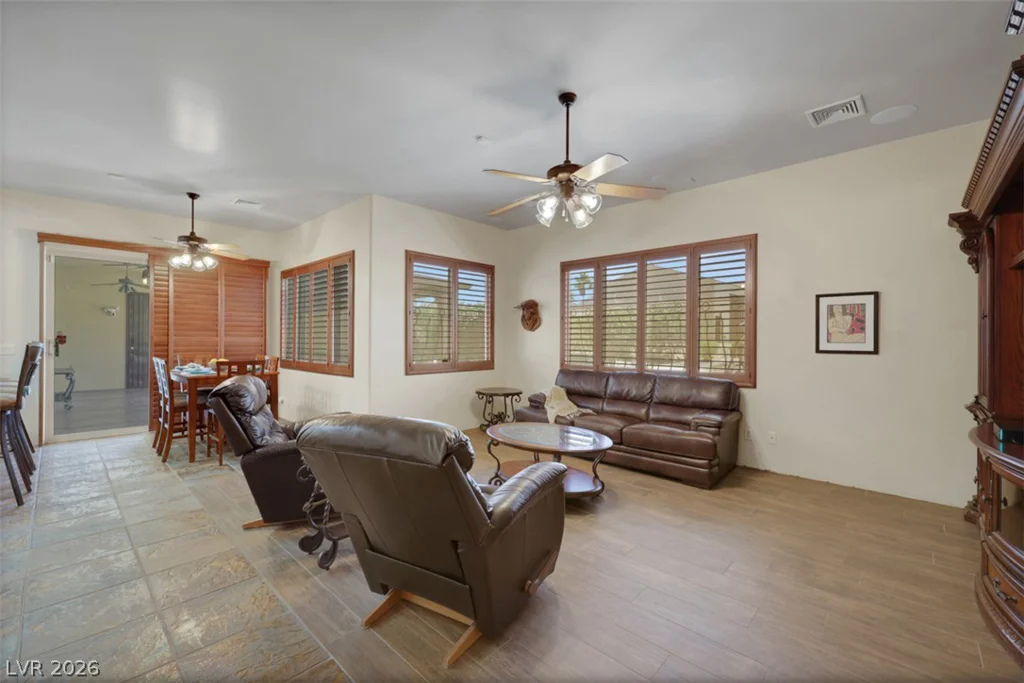 651 Du Fort, Henderson, NV 89002