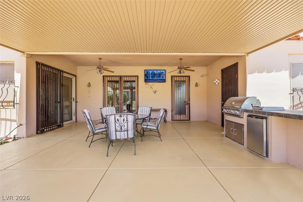 651 Du Fort, Henderson, NV 89002