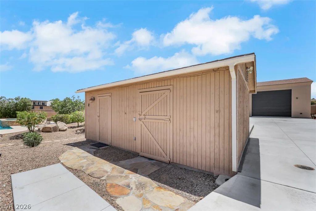 651 Du Fort, Henderson, NV 89002