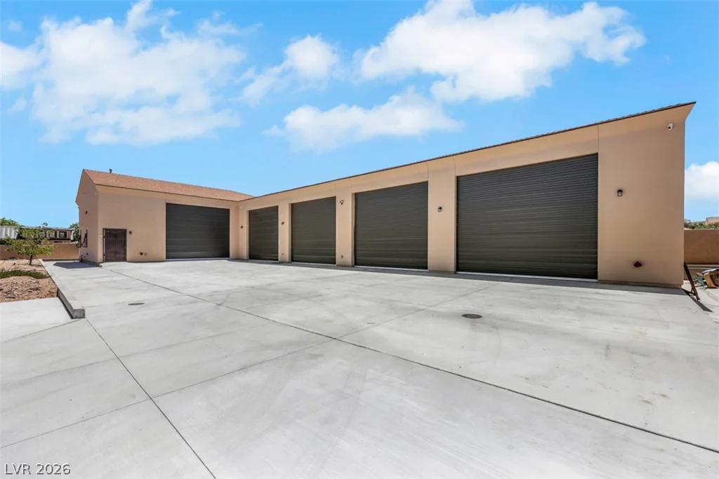 651 Du Fort, Henderson, NV 89002