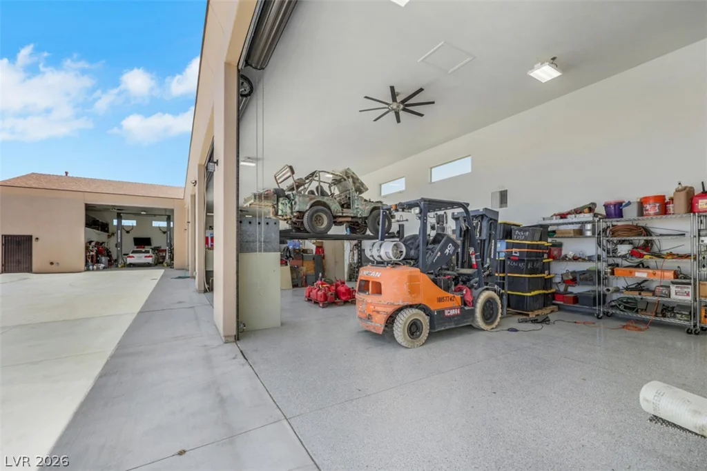 651 Du Fort, Henderson, NV 89002