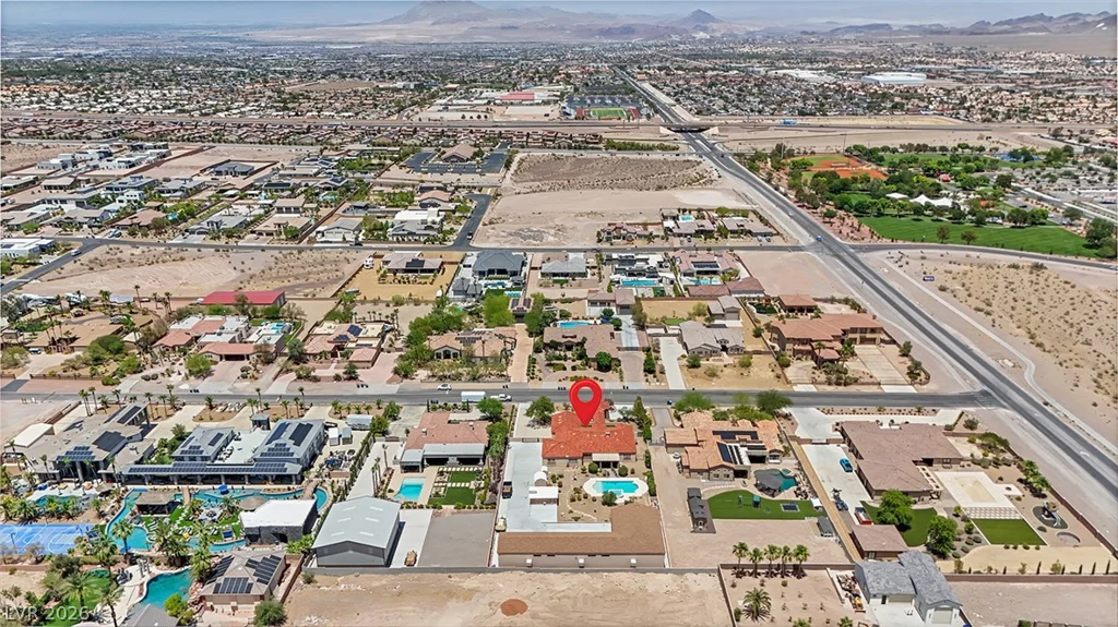 651 Du Fort, Henderson, NV 89002