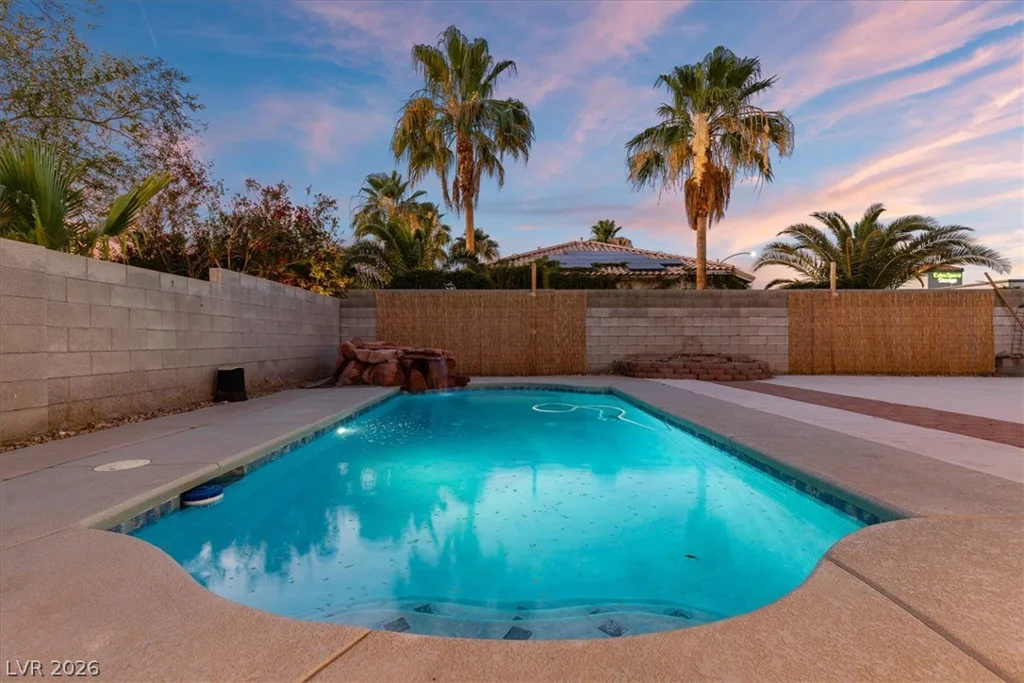 1792 Quartz Landing, Las Vegas, NV 89183