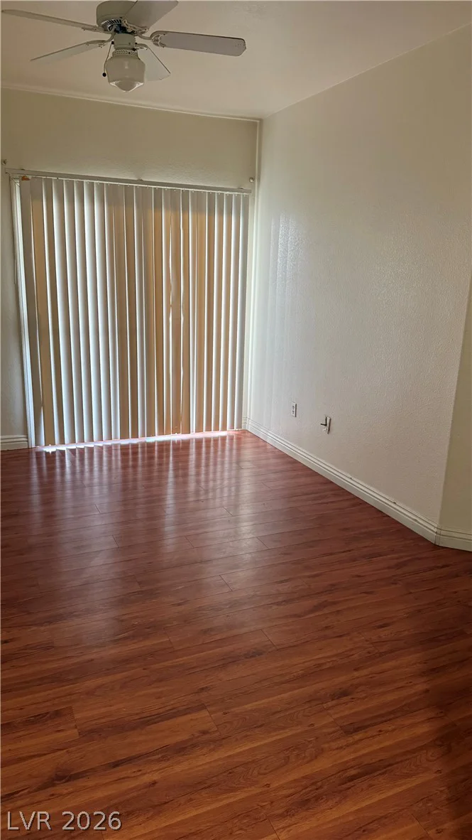 5225 Reno, Las Vegas, NV 89118