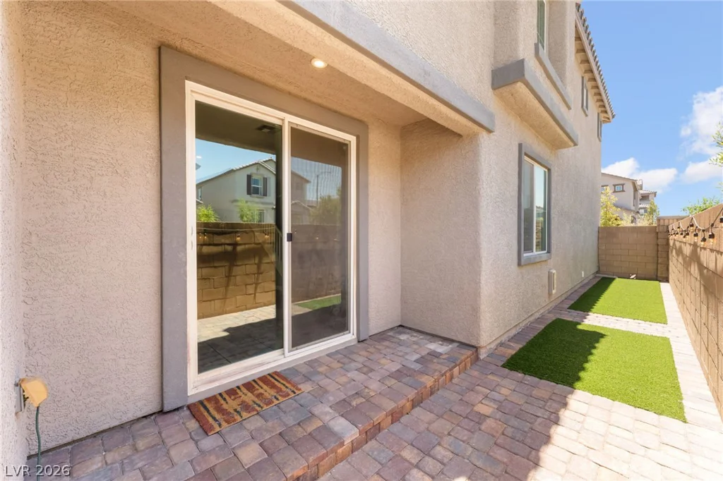 8030 Mercury Skye, Las Vegas, NV 89166