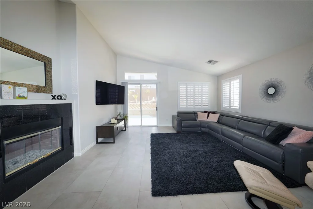 81 Saint Johns Wood, Henderson, NV 89002
