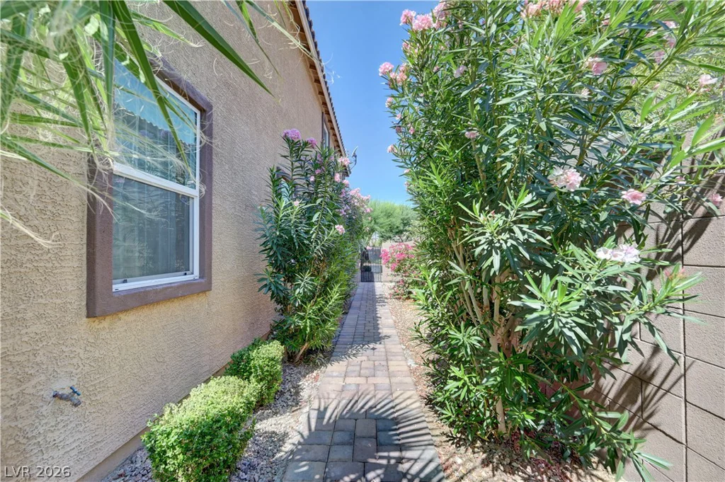 2664 Crystal Quartz, Las Vegas, NV 89146