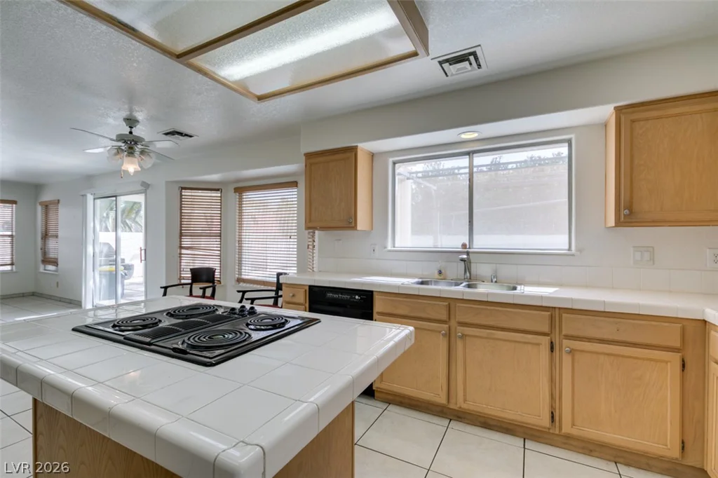 534 Baldridge, Henderson, NV 89014