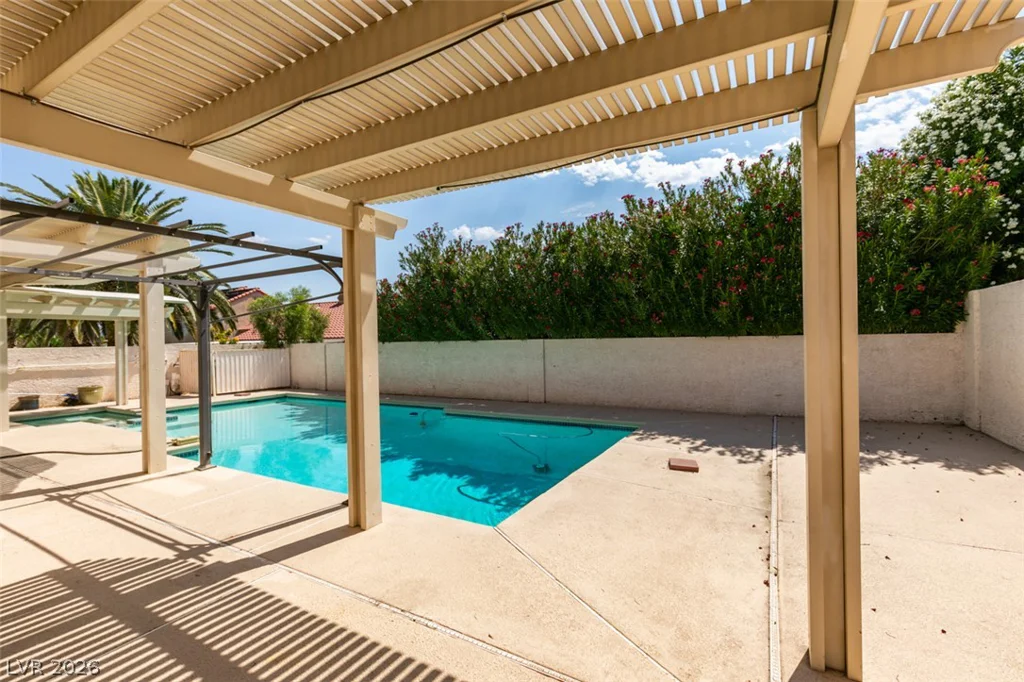 534 Baldridge, Henderson, NV 89014
