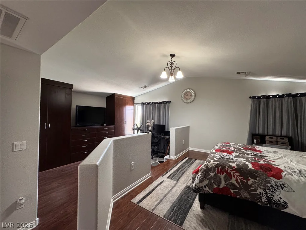 7582 Whiskey Moon, Las Vegas, NV 89139