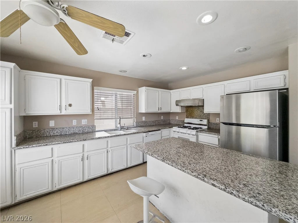 8129 Rochelle, Las Vegas, NV 89147