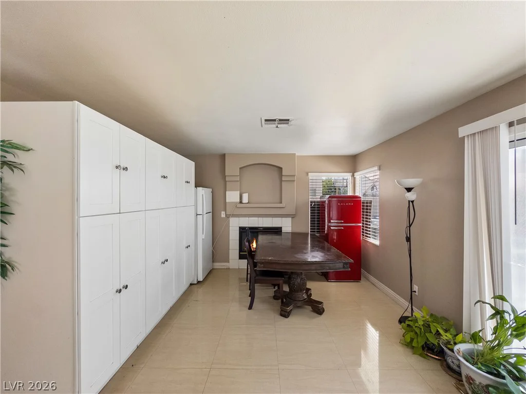 8129 Rochelle, Las Vegas, NV 89147