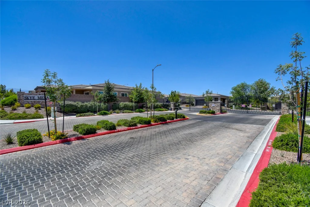 8561 Stokstone, Las Vegas, NV 89166