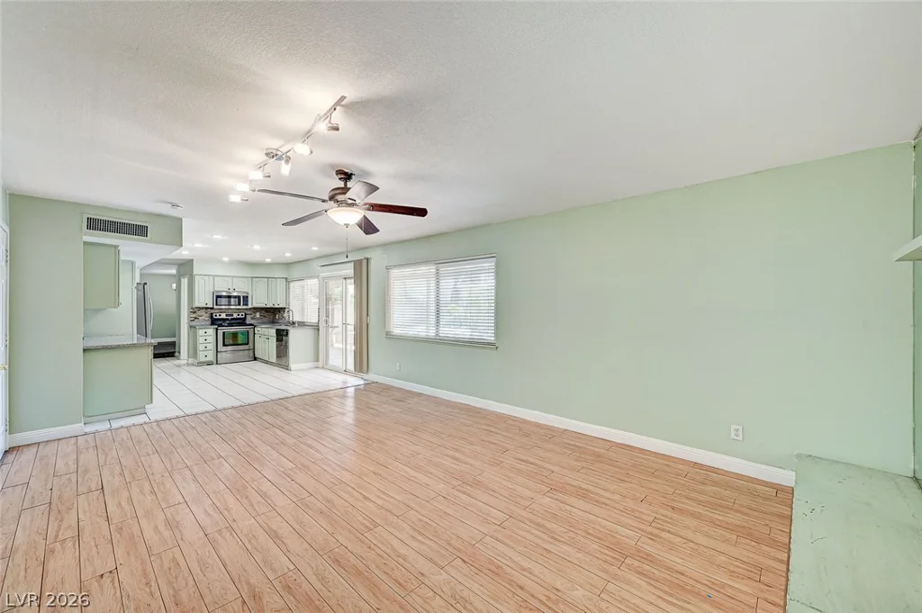 899 Monika, Las Vegas, NV 89119
