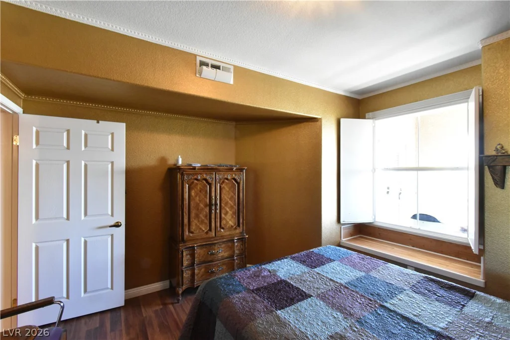 10550 Alexander, Las Vegas, NV 89129