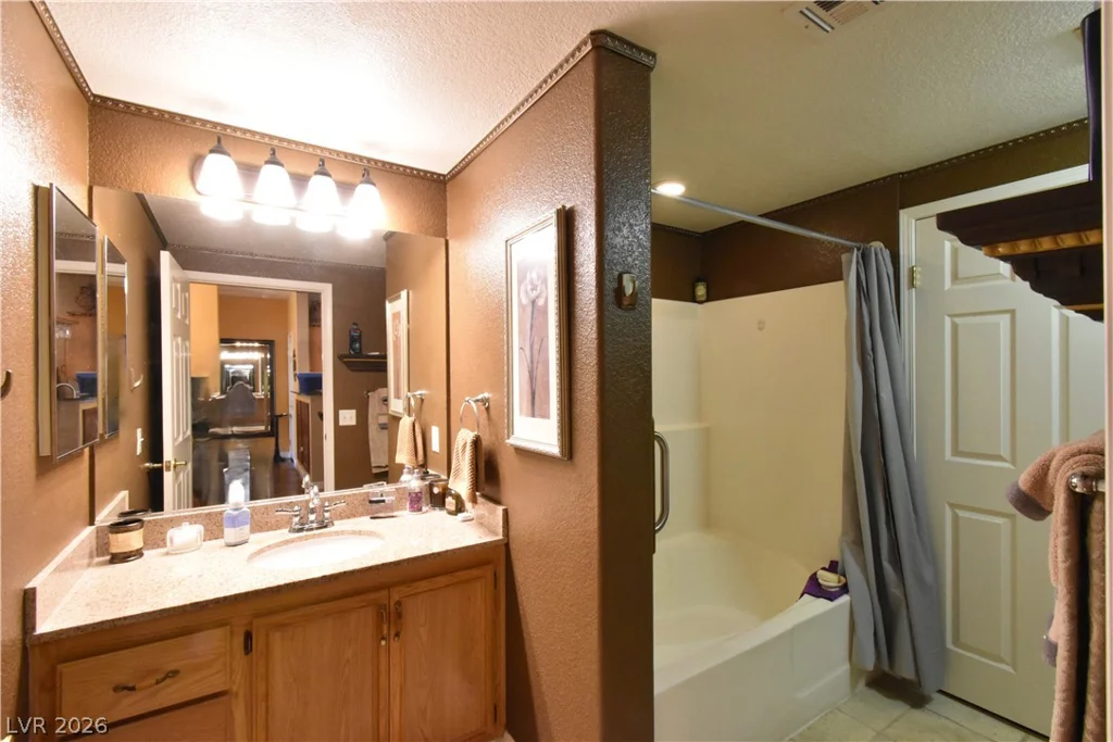 10550 Alexander, Las Vegas, NV 89129