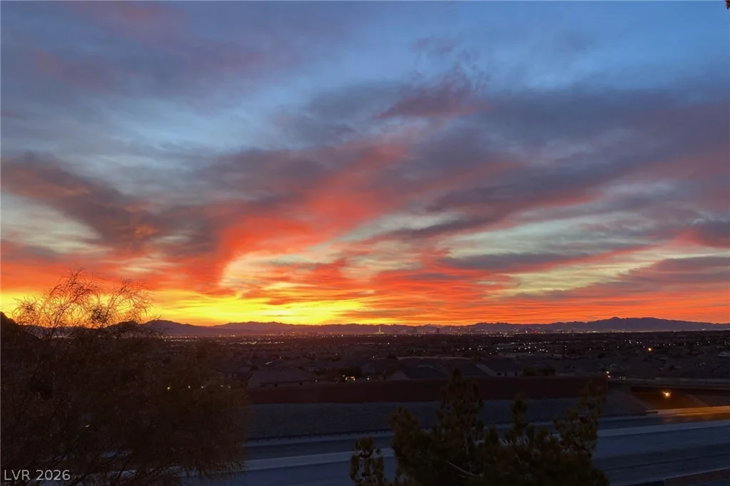10550 Alexander, Las Vegas, NV 89129
