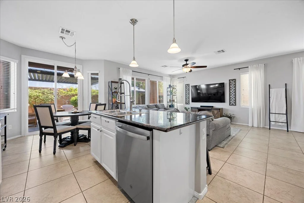 10629 Hartford Hills, Las Vegas, NV 89166