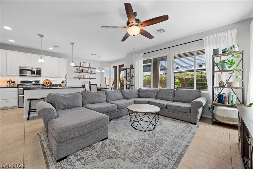 10629 Hartford Hills, Las Vegas, NV 89166