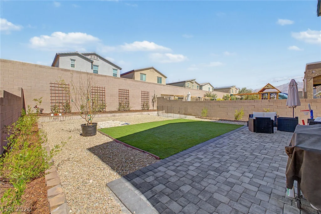 7933 Rachelis, North Las Vegas, NV 89084