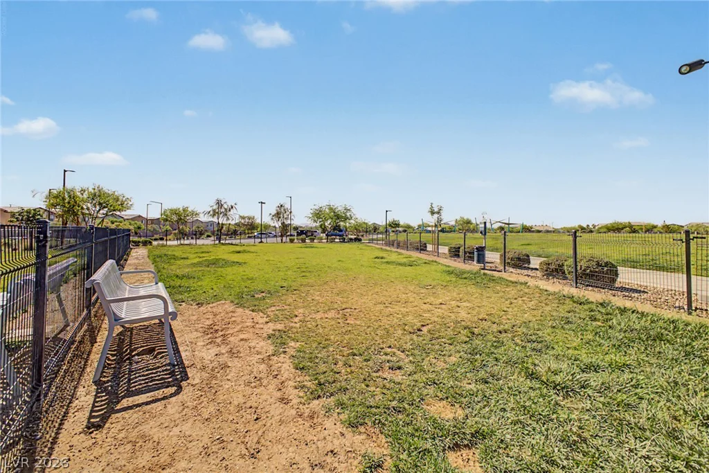 7933 Rachelis, North Las Vegas, NV 89084
