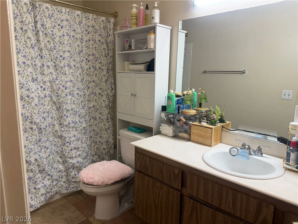 6461 Viking, Las Vegas, NV 89103