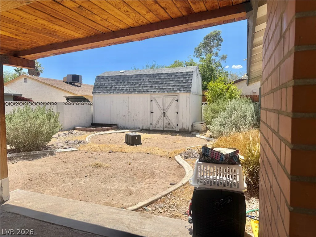 6461 Viking, Las Vegas, NV 89103