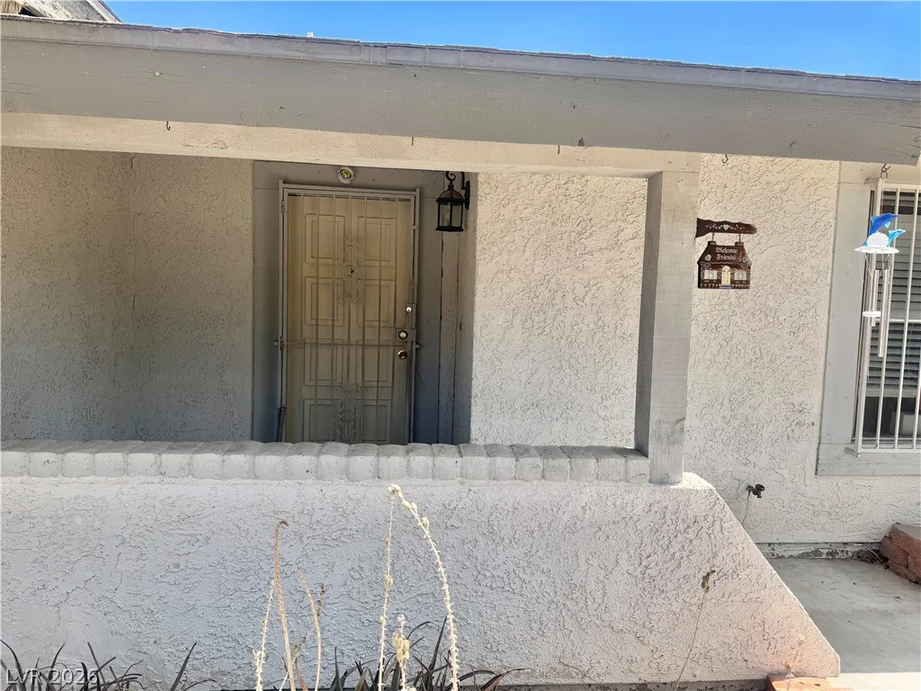 6461 Viking, Las Vegas, NV 89103