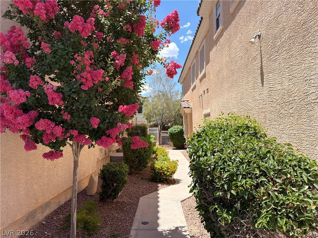 2559 Velez Valley, Henderson, NV 89002