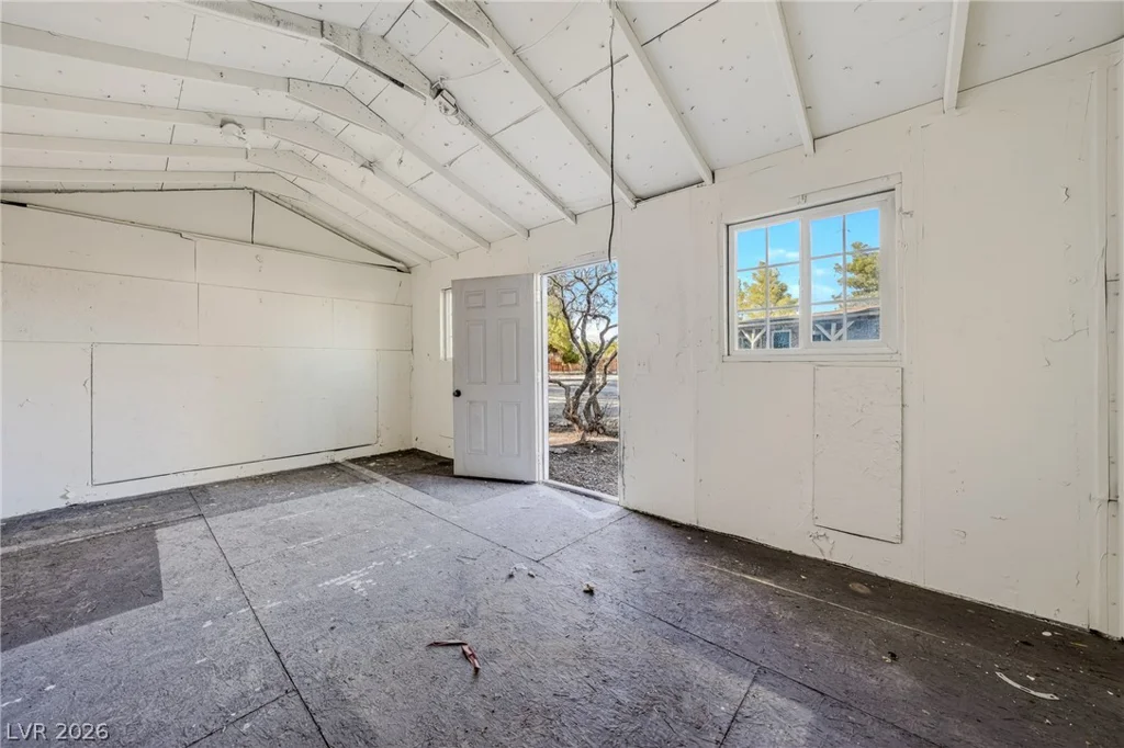1240 Vondell, Pahrump, NV 89048