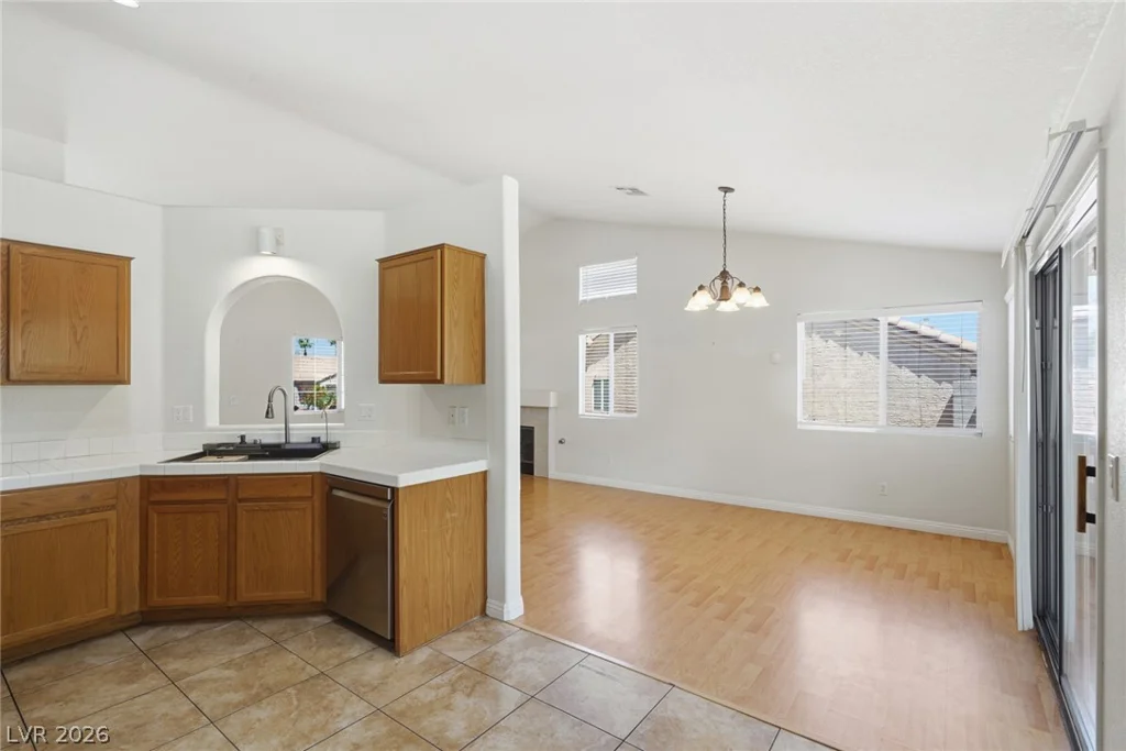 250 Autumn Eve, Henderson, NV 89074