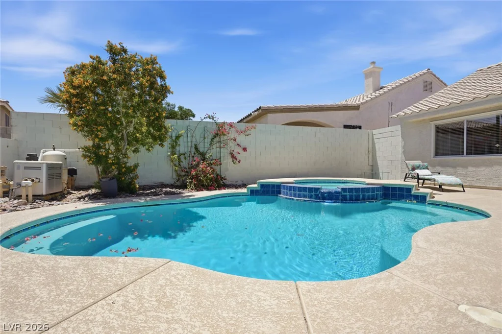 250 Autumn Eve, Henderson, NV 89074