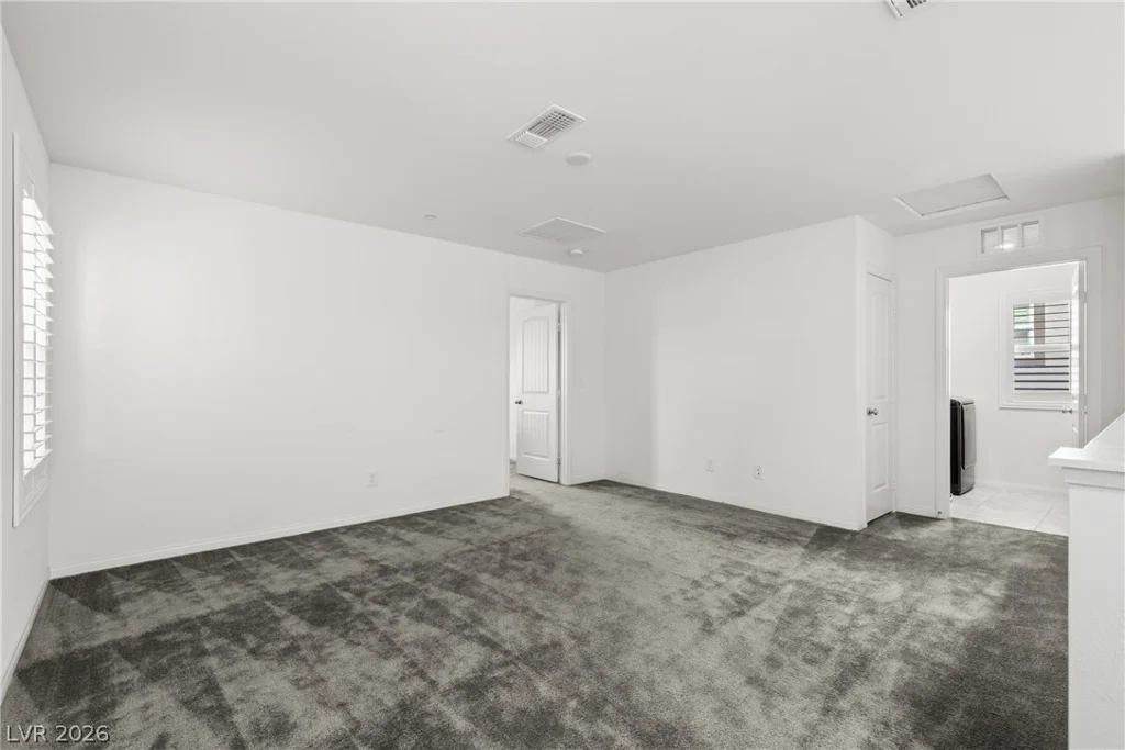 6466 Blue Ember, Las Vegas, NV 89130