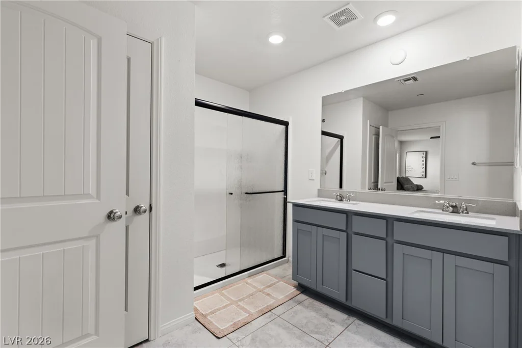 6466 Blue Ember, Las Vegas, NV 89130