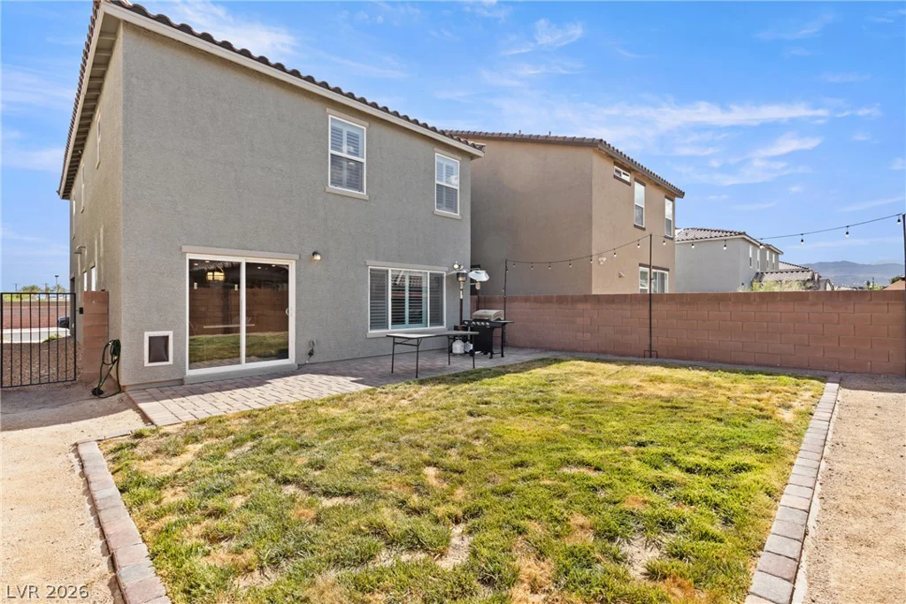6466 Blue Ember, Las Vegas, NV 89130