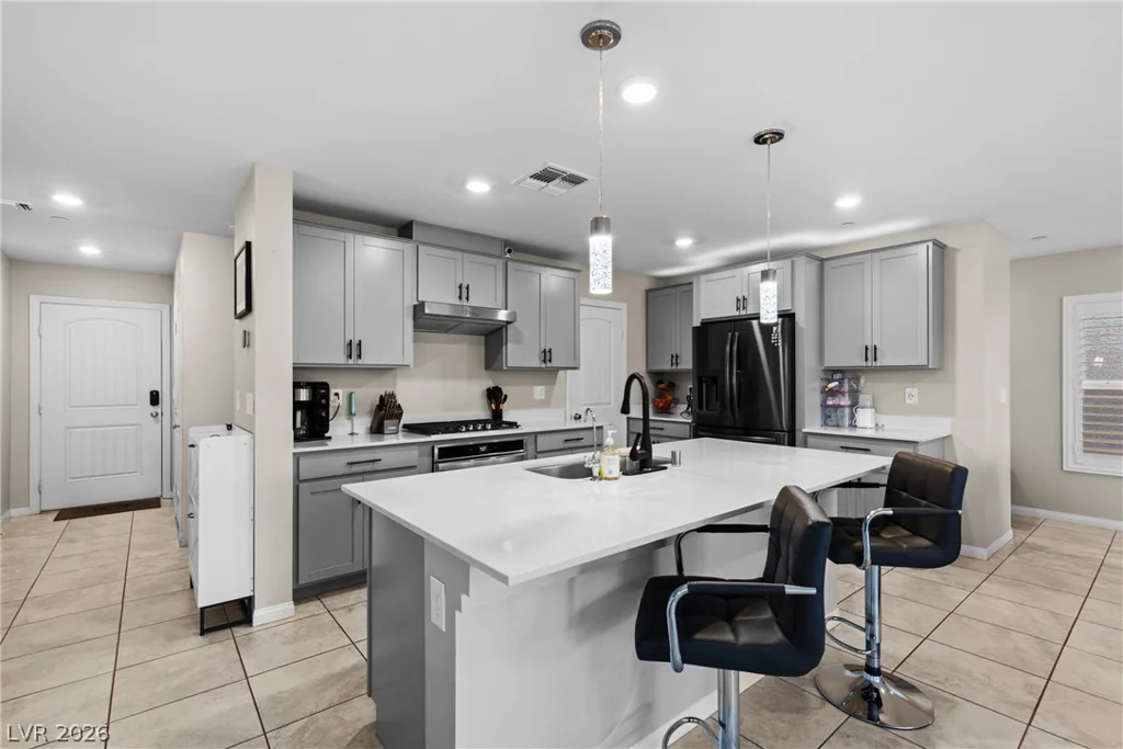 6466 Blue Ember, Las Vegas, NV 89130