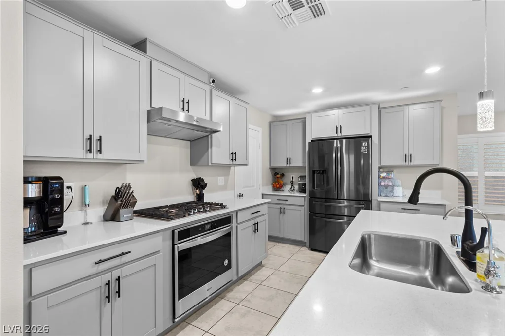 6466 Blue Ember, Las Vegas, NV 89130