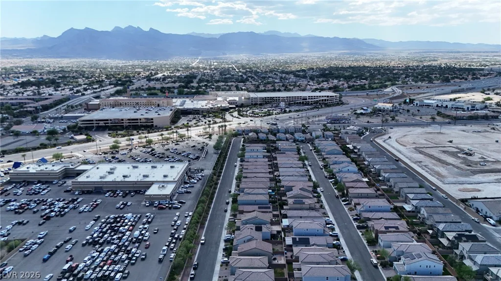 6466 Blue Ember, Las Vegas, NV 89130