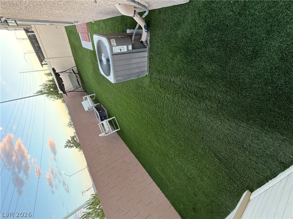 4343 Harristown, Las Vegas, NV 89115