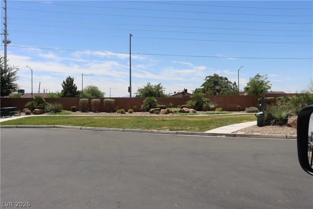 4343 Harristown, Las Vegas, NV 89115
