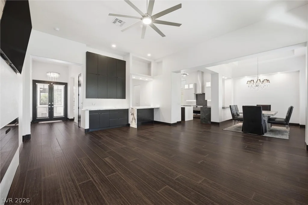 2204 Scarlet Rose, Las Vegas, NV 89134