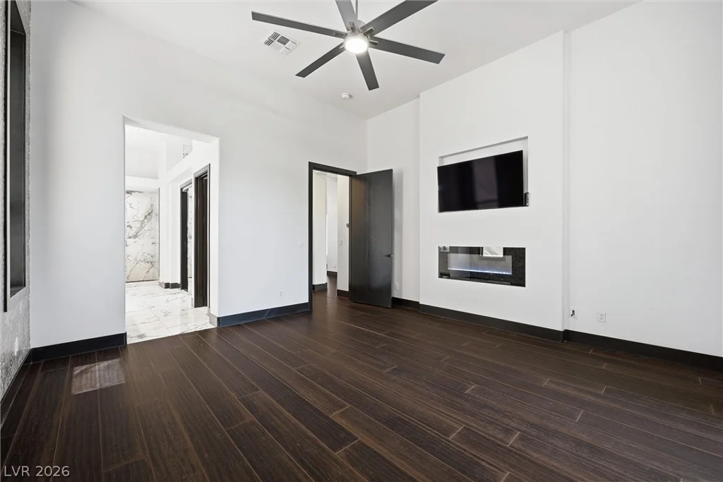 2204 Scarlet Rose, Las Vegas, NV 89134