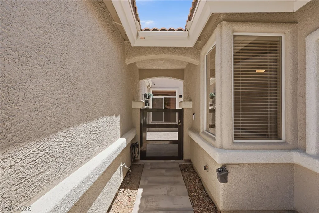 2204 Scarlet Rose, Las Vegas, NV 89134