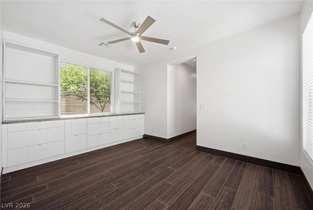 2204 Scarlet Rose, Las Vegas, NV 89134