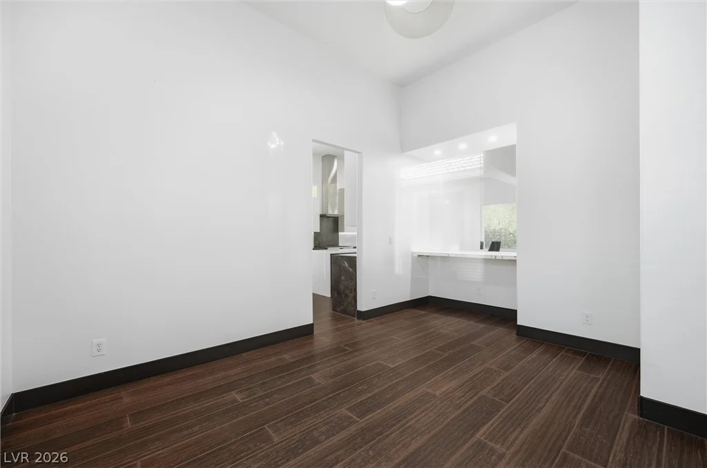 2204 Scarlet Rose, Las Vegas, NV 89134