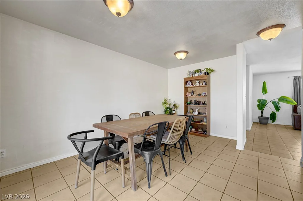 1272 Liston, Logandale, NV 89021
