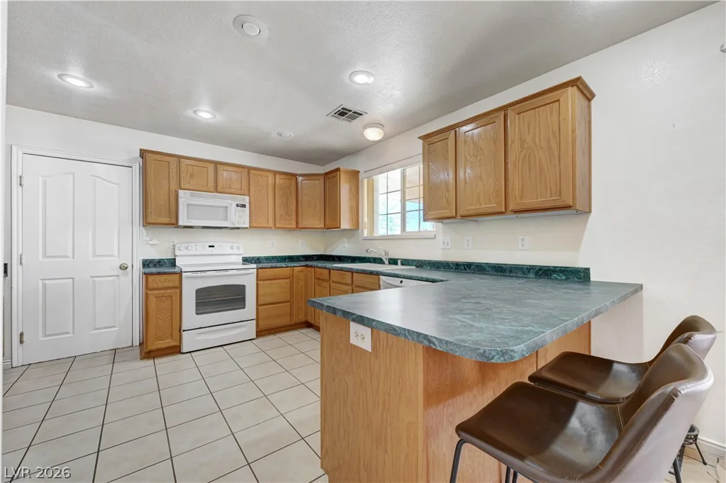 1272 Liston, Logandale, NV 89021
