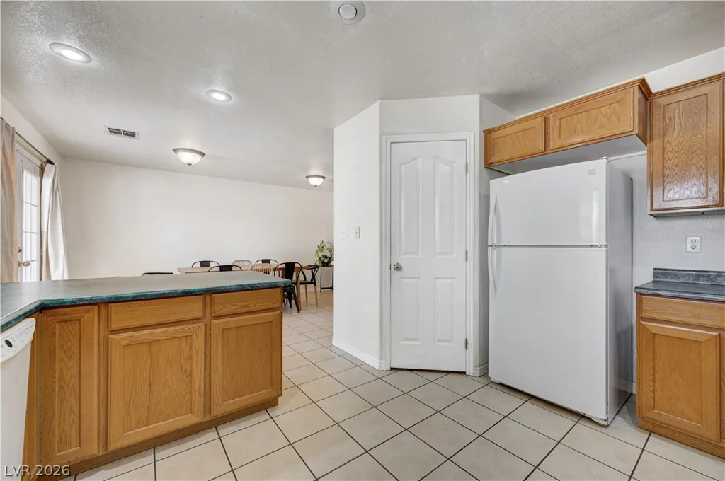 1272 Liston, Logandale, NV 89021