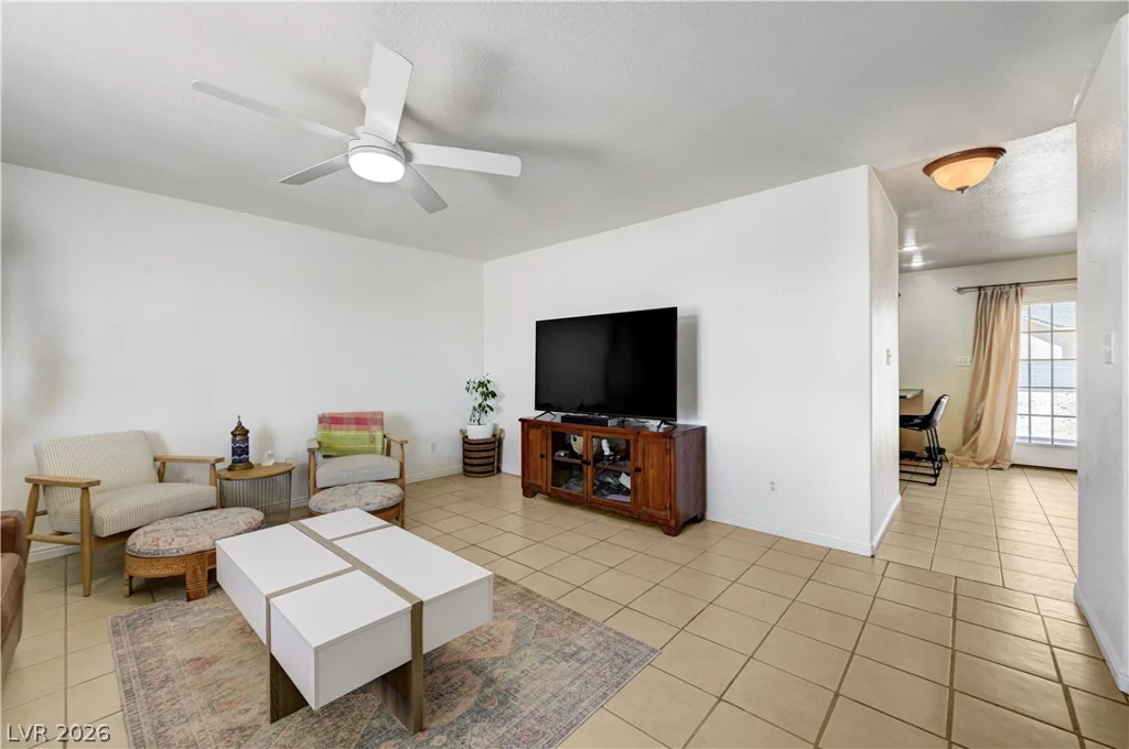 1272 Liston, Logandale, NV 89021